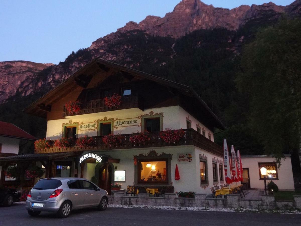 Pension Nina & Gasthof Alpenrose Gschnitz Εξωτερικό φωτογραφία