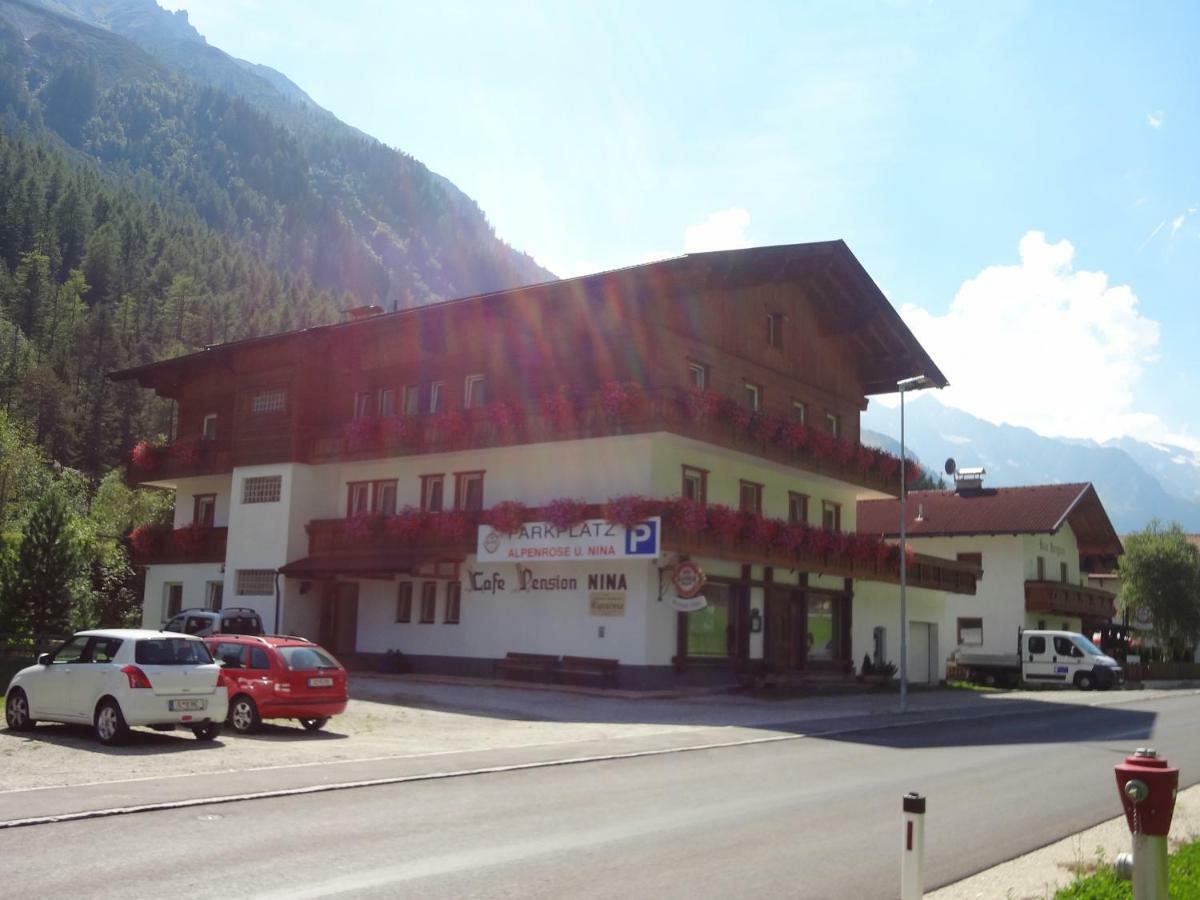 Pension Nina & Gasthof Alpenrose Gschnitz Εξωτερικό φωτογραφία