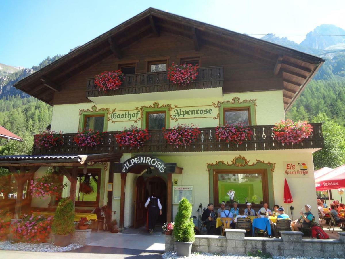 Pension Nina & Gasthof Alpenrose Gschnitz Εξωτερικό φωτογραφία