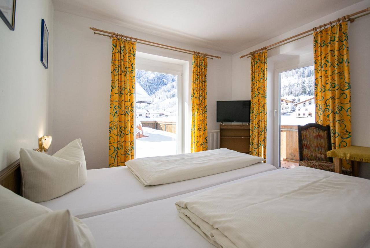 Pension Nina & Gasthof Alpenrose Gschnitz Εξωτερικό φωτογραφία