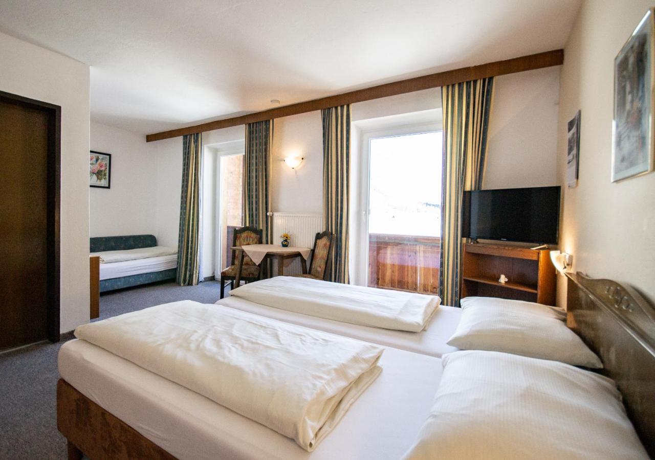 Pension Nina & Gasthof Alpenrose Gschnitz Εξωτερικό φωτογραφία